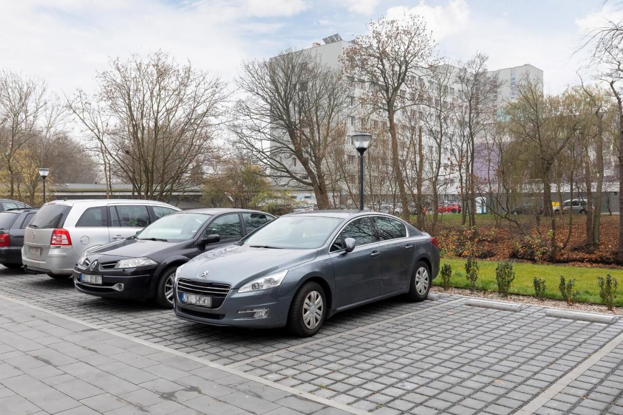 Apartamenty Platany Z Parkingiem By Noclegi Renters Kołobrzeg Exterior foto